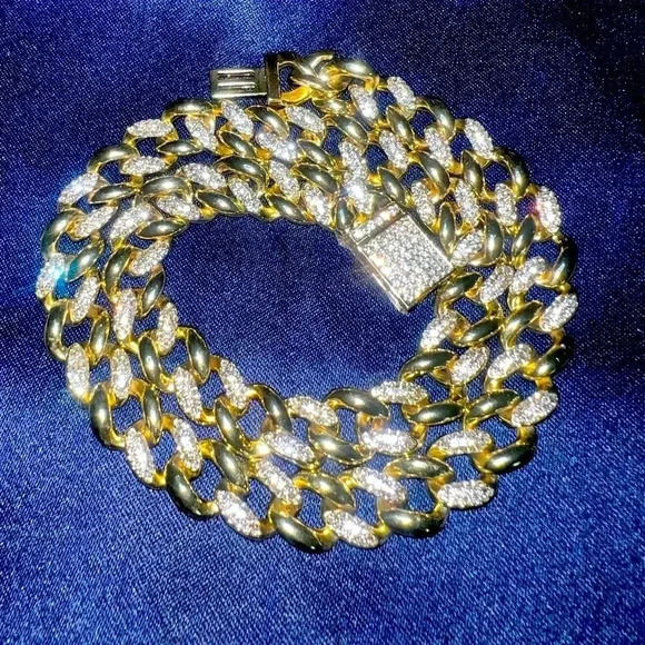 Iced Out Cuban Necklace - Picture 1 of 2